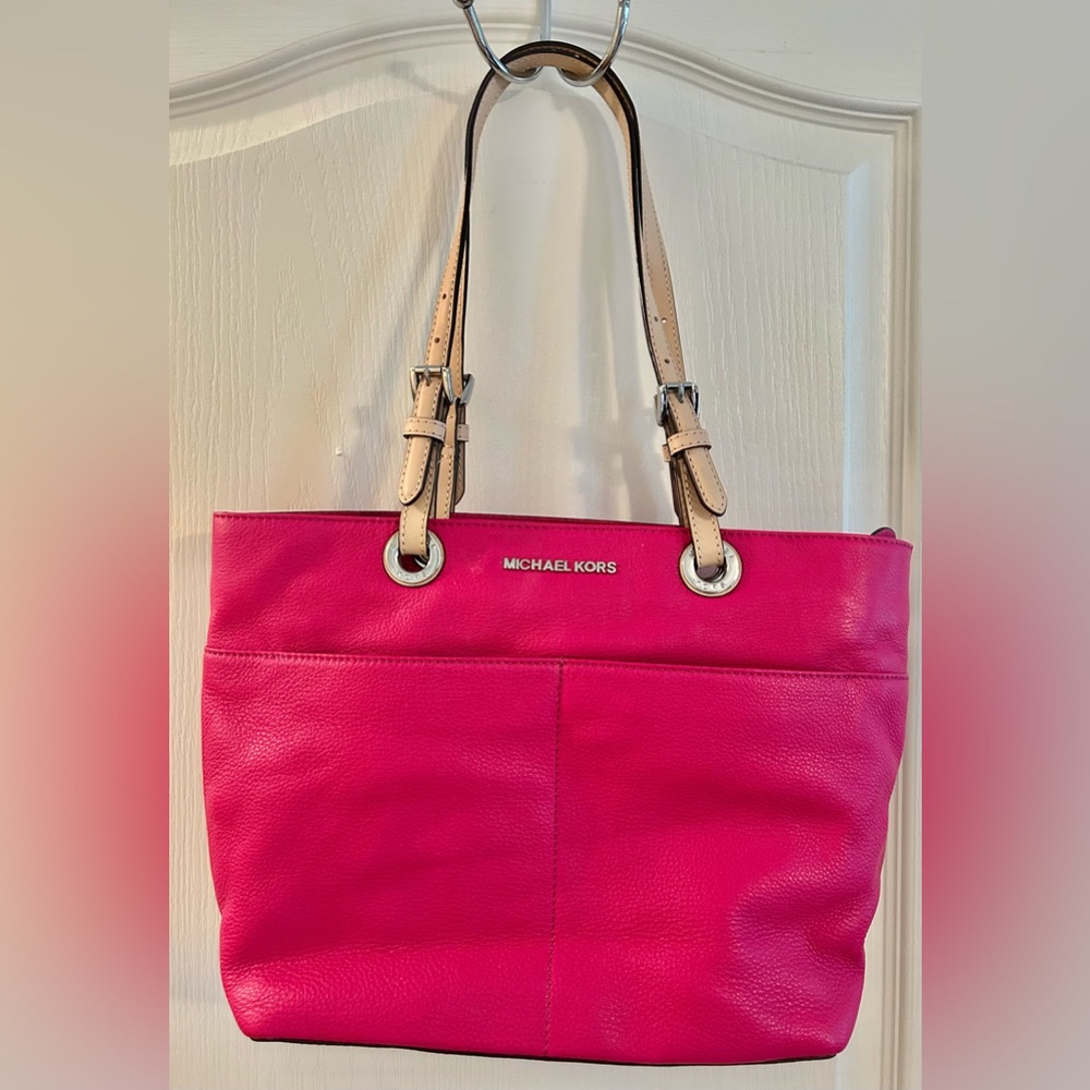 Michael Kors Bedford Tote in Hot Pink